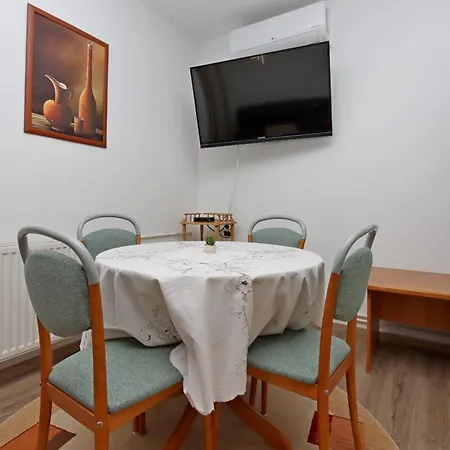 Appartement By The Sea Barbat, Rab - 24932 Rab Town