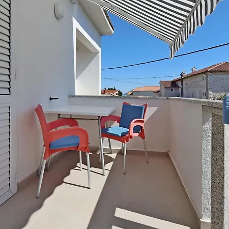 Appartement By The Sea Barbat, Rab - 24932 Rab Town