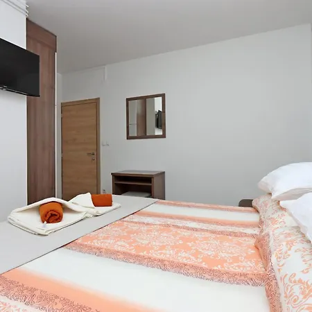 Appartement By The Sea Barbat, Rab - 24932