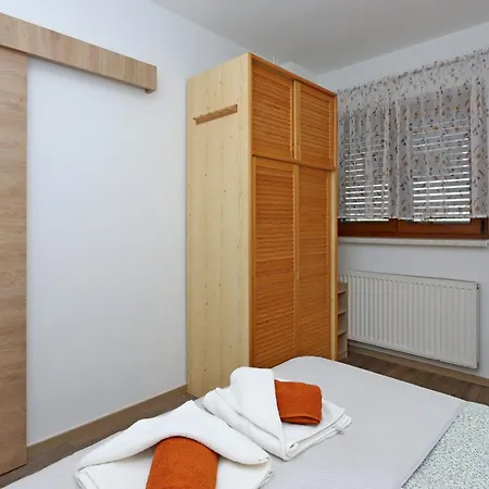 Appartement By The Sea Barbat, Rab - 24932 Rab Town